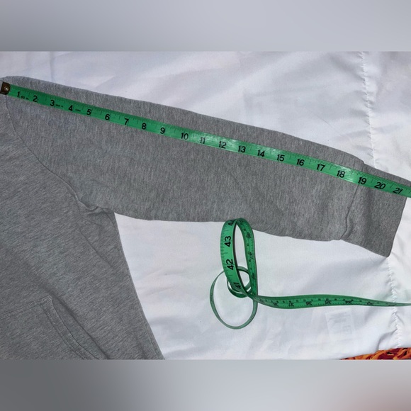 The North Face Gray and Purple Hoodie. - Picture 10 of 11